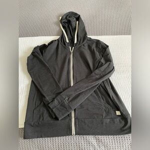 Vuori halo performance hoodie